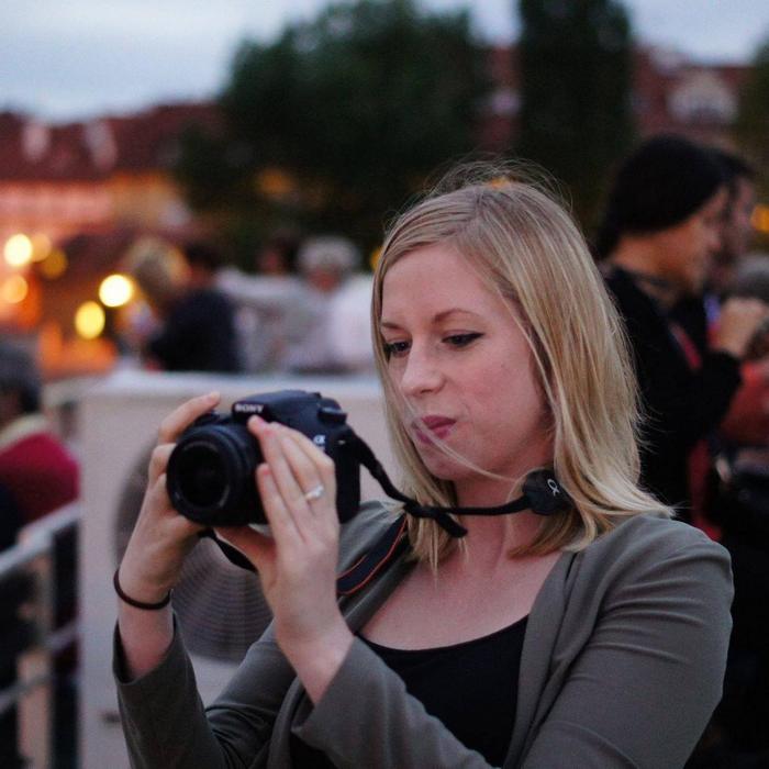 female packing list for Prague