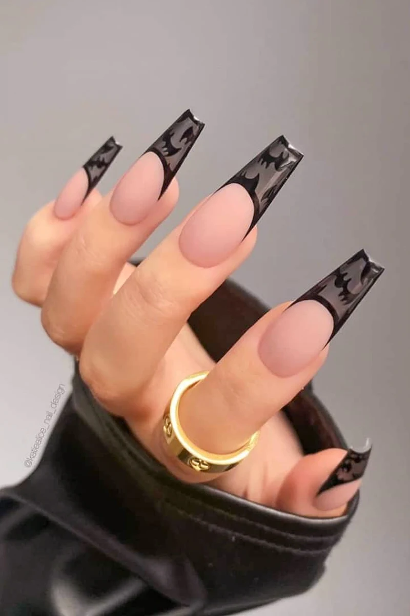 Baddie Coffin Nails with bats